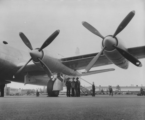 XF-12 Nacelle 2.jpg