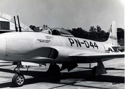 test Lockheed F-80 with 2 x 12.jpg