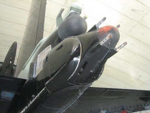 B52_tail_turret.jpg