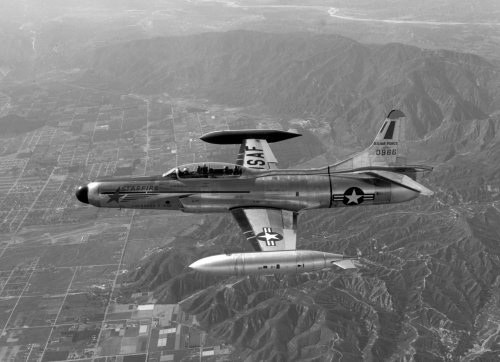 F-94C-1-LO Starfire 50-966.jpg