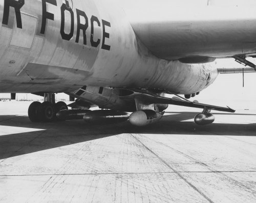 GRB-36 and RF-84F - USAF Photo A-162245AC.jpg
