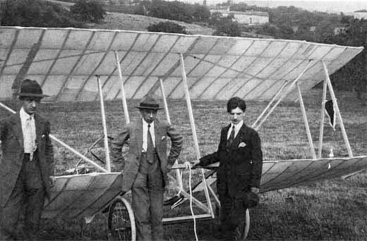 Chapeaux 1922.jpg