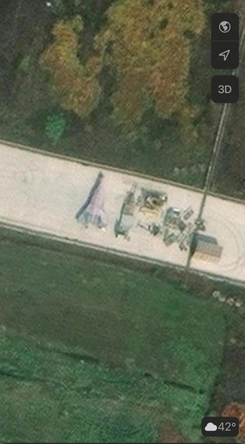 2-unusual-chinese-aircraft-seen-at-the-same-spot-at-v0-imi768zzi9re1.jpg