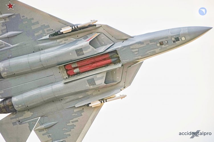 RuAF Su-57 T50-9 new scheme + open bays - mod.jpg