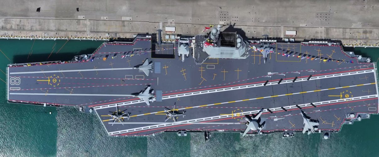 PLN CV-18 Fujian - top view composed - 大包CG.jpg