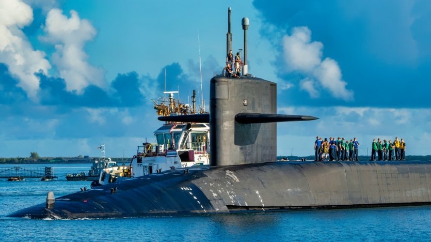 U.S.-Navy-Submarine-9.jpg