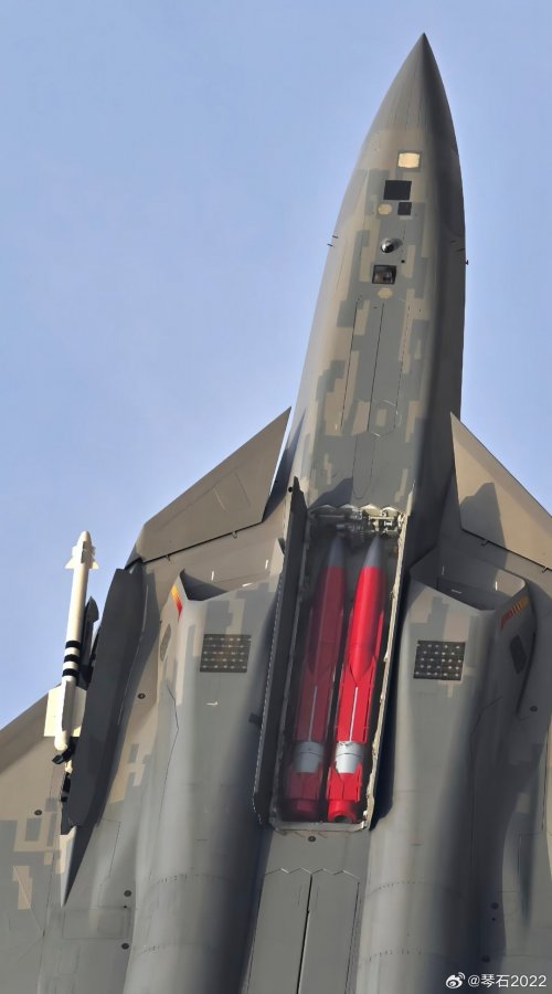 RuAF Su-57 T50-9 new scheme + open bays - 琴石2022.jpg
