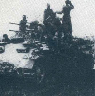 flakvierling20mmpanther.jpg