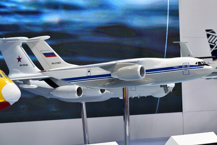 UAC,_RA-21003,_Ilyushin_Il-276_(49581610172) (1).jpg