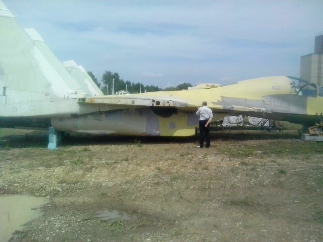 20160424_Su-30K2_fuselage_001.jpg