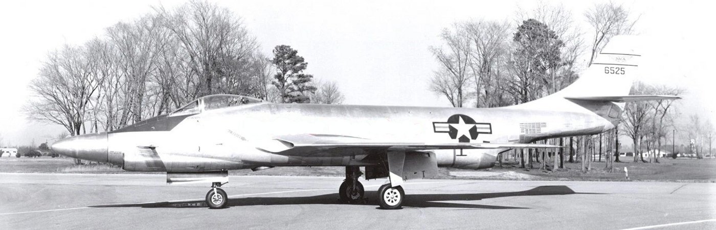 XF-88B without propeller.jpg