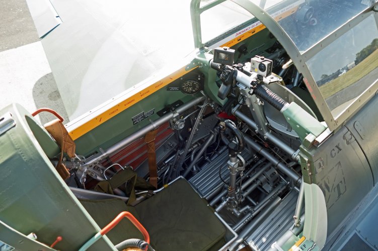 Hurricane II BE505 rear seat.jpg