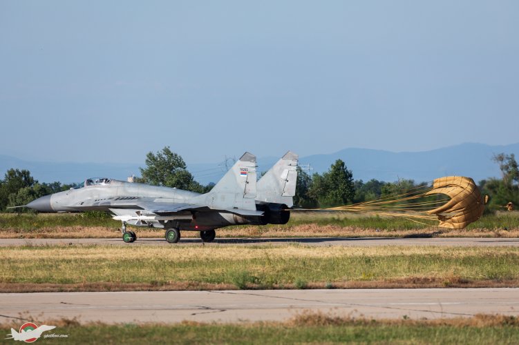 MiG-29AS with R-27ER1  landing.jpg
