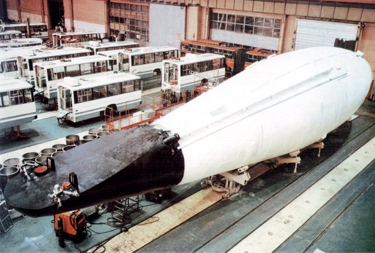 maks tank_1990x1341.jpg