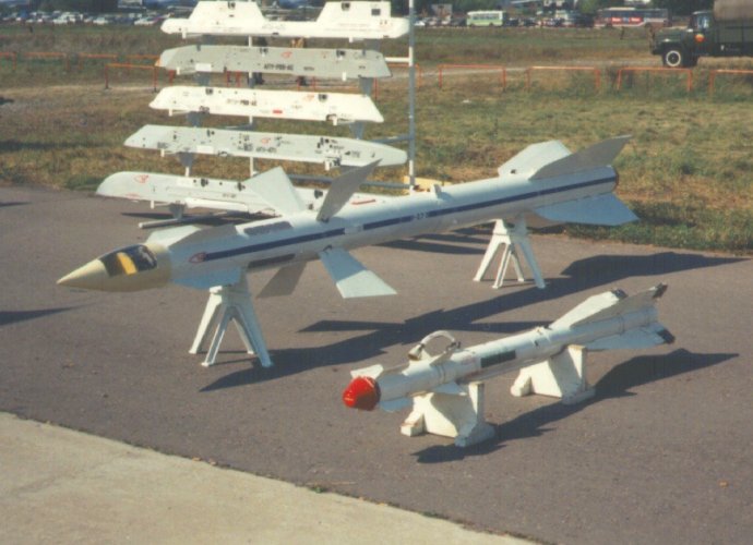 R-27EA 1.jpg