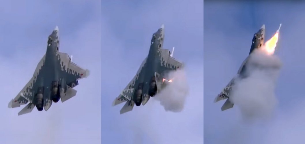 22-Su-57 launches close-air combat AAM(c)Russias MoD.jpg