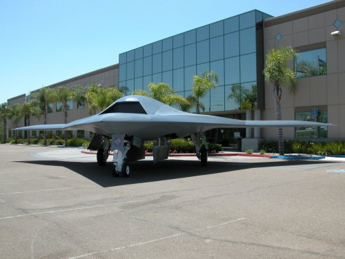 NG X-47B-1.jpg