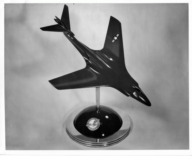 CONVAIR SKATE MODEL UPPER RIGHT FRONT VIEW K 644ab.gif