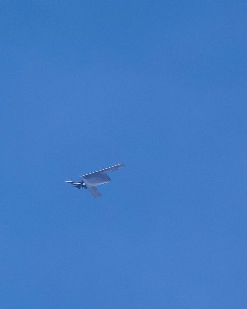 jmh.creates, JarodMHamilton (2026.03.11) - B-21 Aerial Refueling over One Pine, California #4.jpg