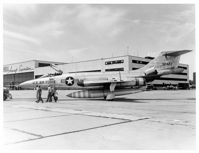 53-2427 F-10A-5-MC on McAir ramp with Model 96 weapon-fuel pod.jpg