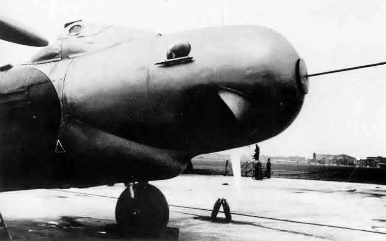junkers-ef-61-a-prototype-high-altitude-aircraft-equipped-v0-y7l972pjhyq71.jpg
