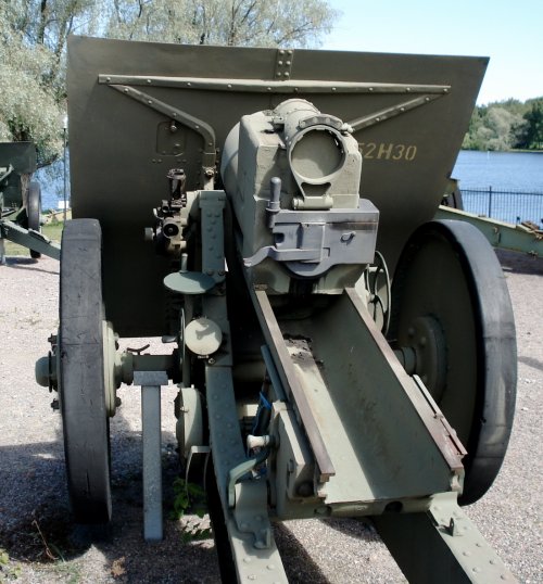 152mm_m1930_hameenlinna_2.jpg