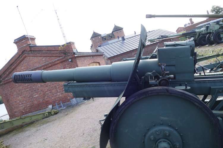 152-mm-gaubica-km-05.jpg