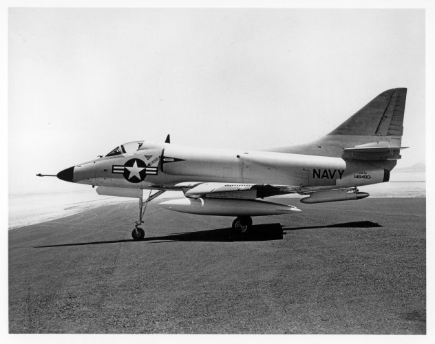 ES-200858.jpg