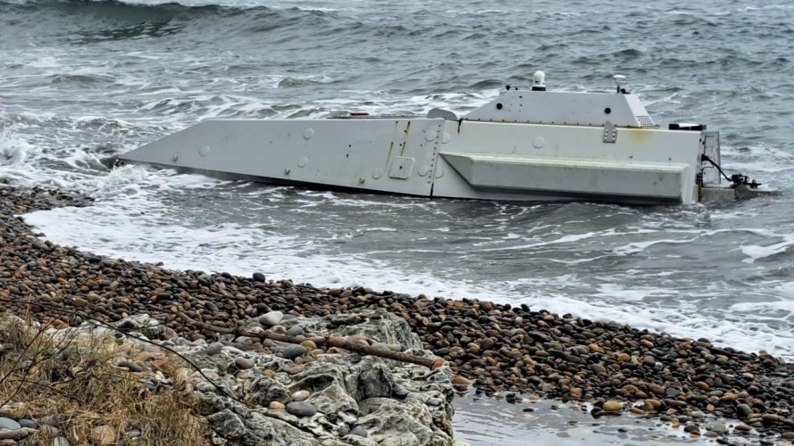 us-made-aegir-unmanned-surface-vessel-washes-ashore-in-turkiyes-ordu-3216649_202603211448_2026...jpg
