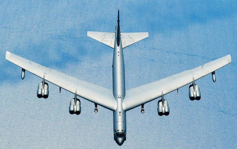B-52.jpg
