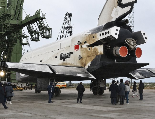 BURAN PISTA AIC JPG 002 CORREGIDA.jpg