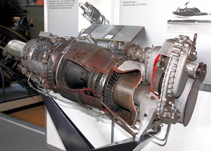 MTU_DB_720_-_Bell_UH-1D_-_3.jpg