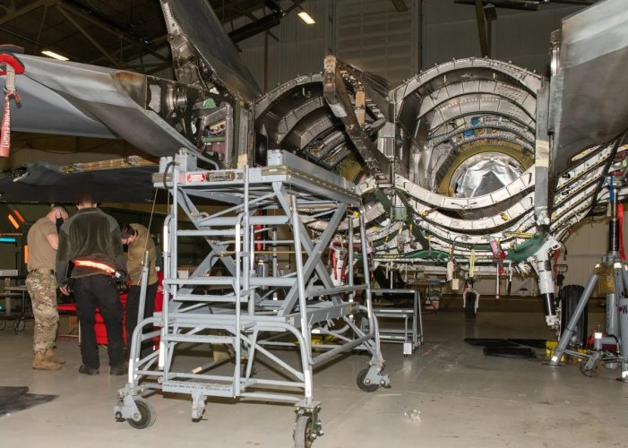 F-22 Engine Nacelles.JPG