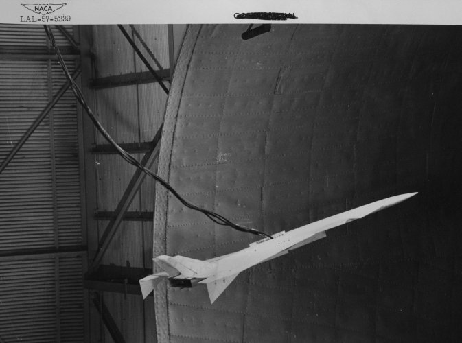 b-22812.jpg