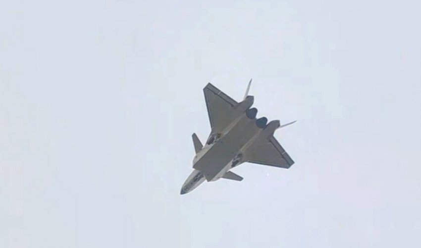 J20A-0.jpg