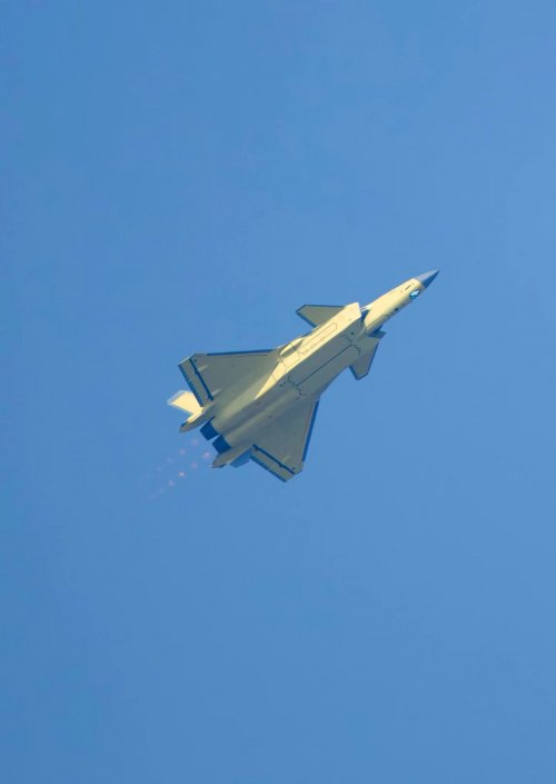 J20A-3.jpg