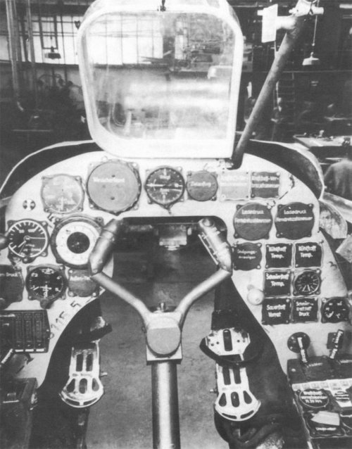 COCKPIT.jpg