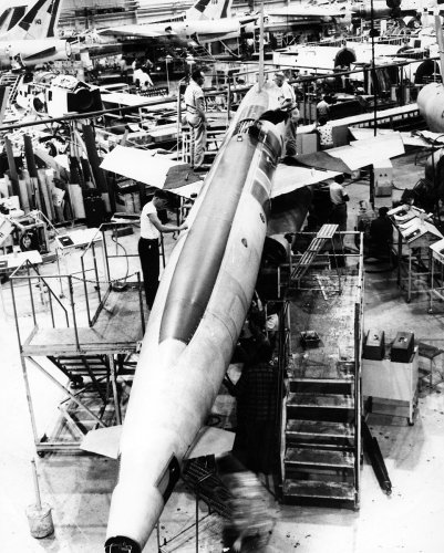 xRegulus II production line - 2.jpg