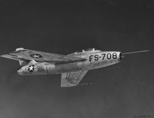 YF-84J Pic 3.jpg
