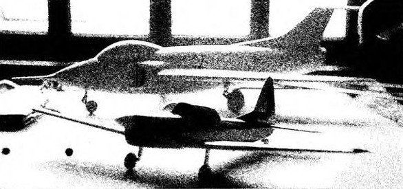 Macchi M-321 (MB-321).jpg