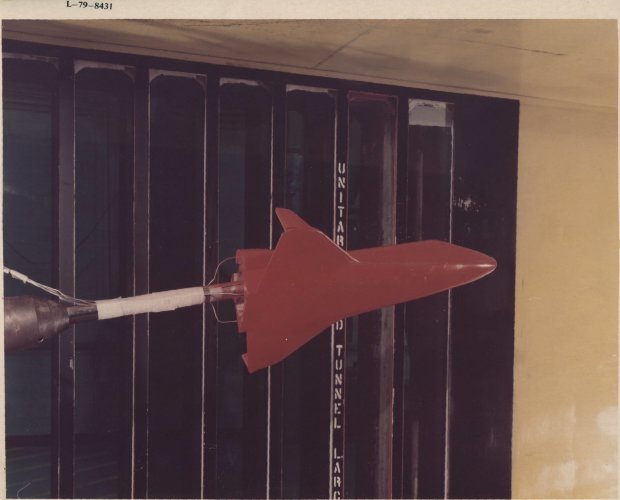b-14890.jpg
