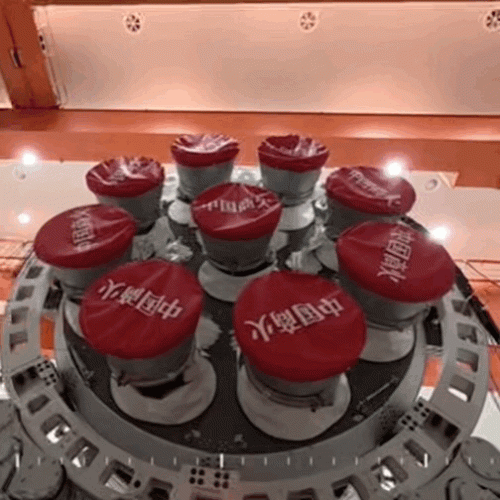 006aWhMSgy1ieoreewxtxg30e00e04qr.gif