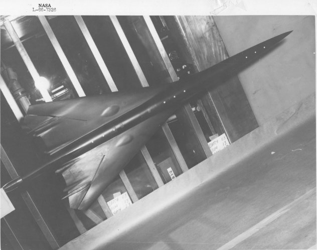 Boeing SST SA-983 I-1, Building 1251; 1966.jpg