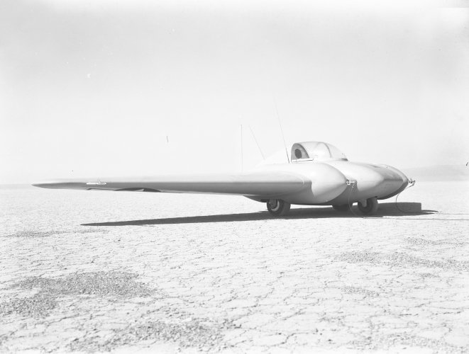 11517-094 Project 16 MC-543 right front quarter view - reworked cockpit enclosure.jpg