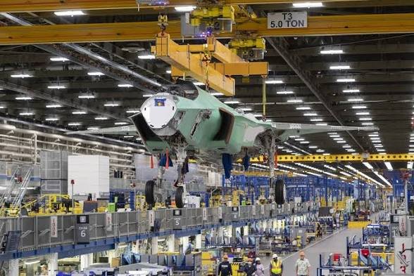 F-35 production plant - Google 搜索.jpg