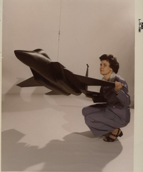 b-23851.jpg