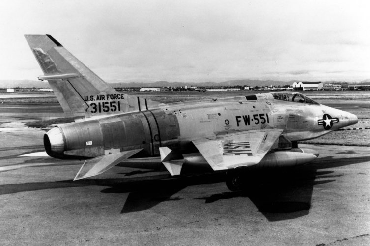 NAA RF-100A  (4).jpg
