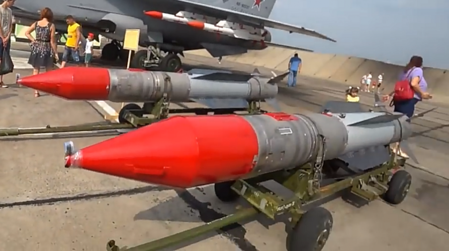 R-37M.png