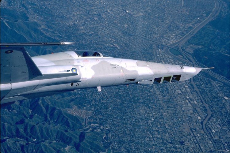RF-5E-NO_NP-8301715.jpg