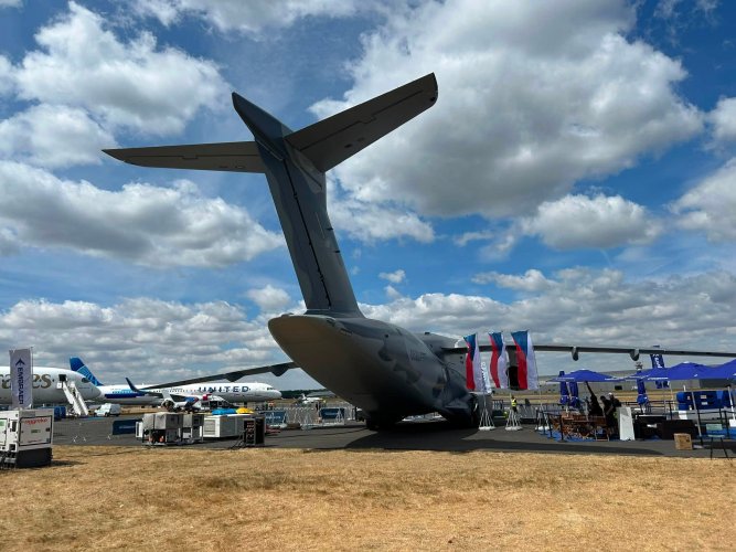 Farnborough_2026_Czech_Embraer_C390_3.jpg